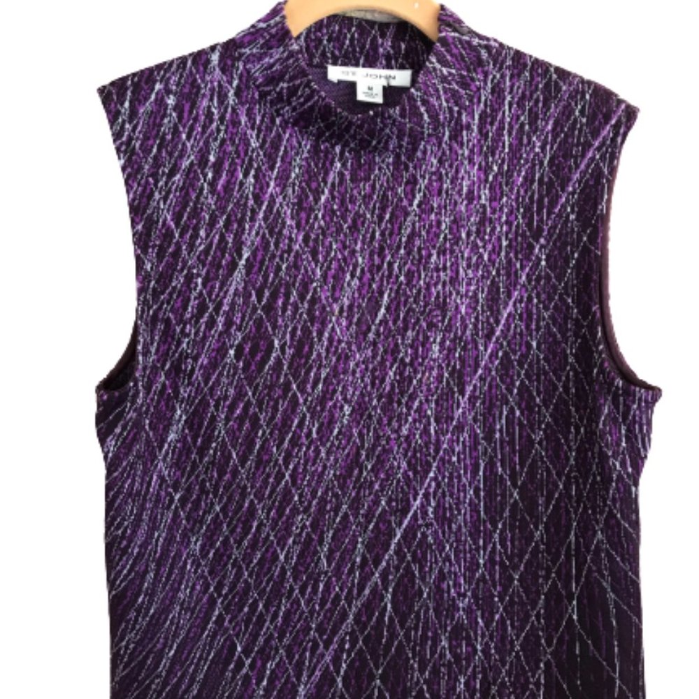 St John Knit Sleeveless Top  Size Medium